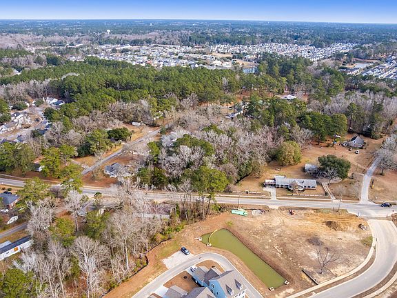 4th image of 810 Orangeburg Rd