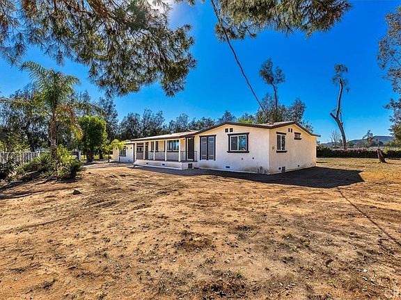 4th image of 27355 Scott Rd