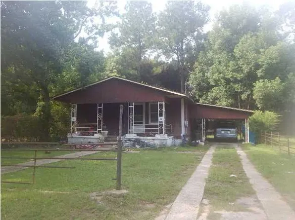 2915 Edgewood St, Mobile, AL 36607