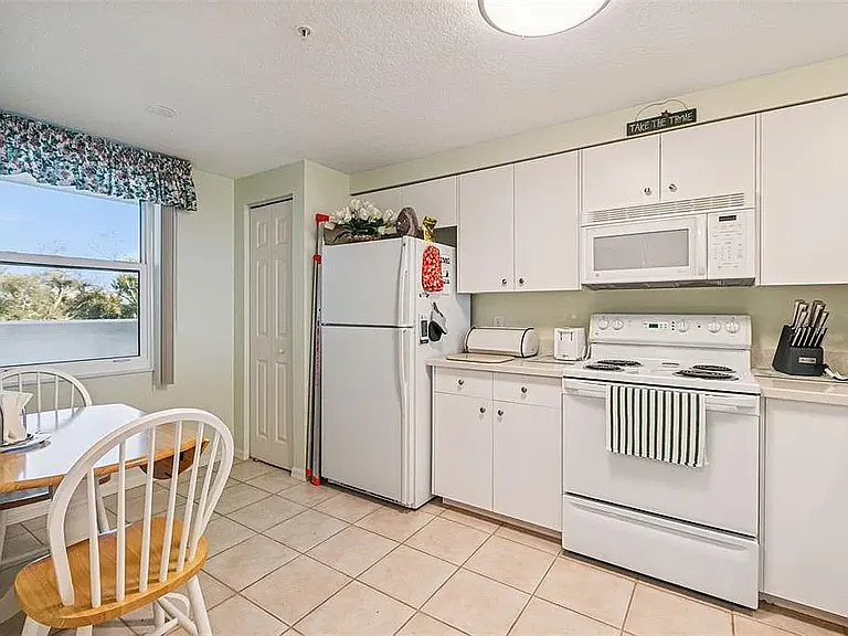 2625 Terra Ceia Bay Blvd #203 — Photo 4