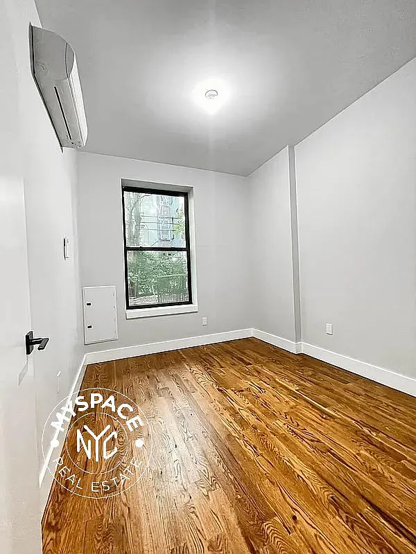 Building Photo - 325 Putnam Ave #3R