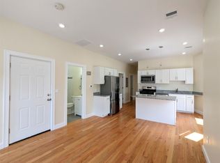 50 Sacramento St #2, Cambridge, MA 02138