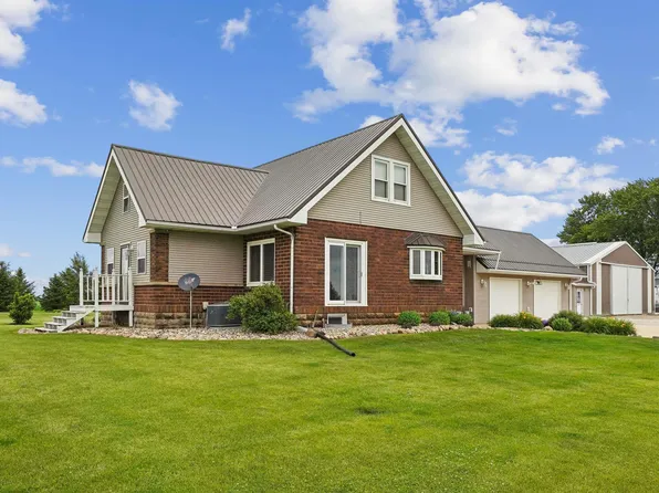 2940 Fayette Ave, Ionia, IA 50645