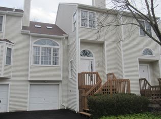 3 Christopher Ct, Lincoln Park, NJ 07035