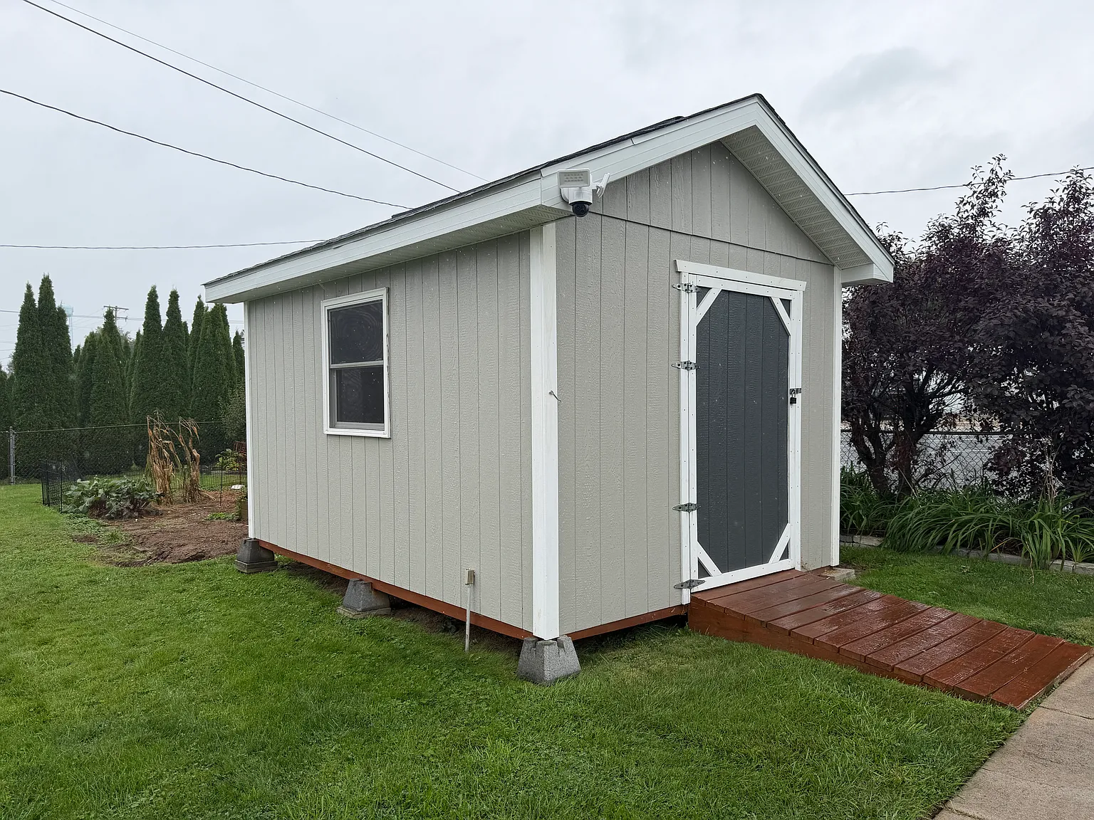 4 bed, 1.5 bath, 2200 sqft, $2,500 — Photo 3