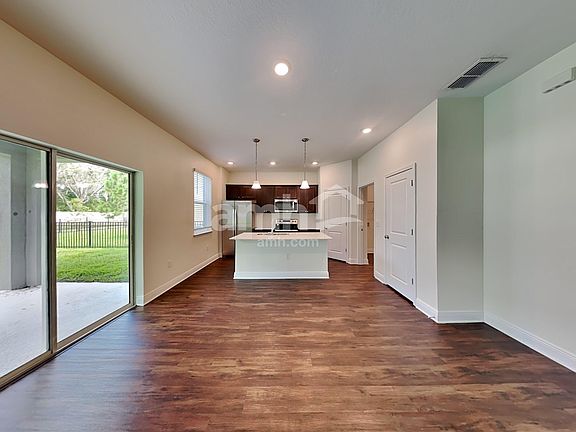 5th image of 22473 Bellini Cir