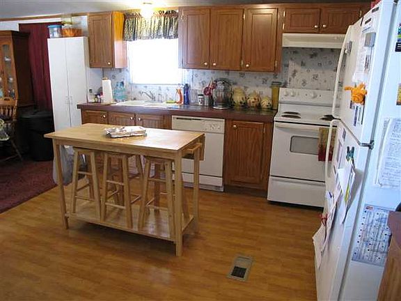 4th image of 960 Navajo Dr