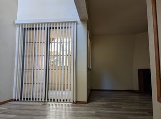 318 La Veta Dr NE APT 3, Albuquerque, NM 87108