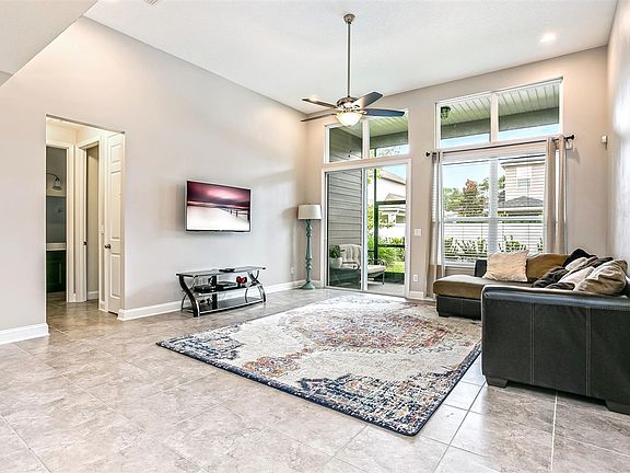 5th image of 7066 Rosabella Cir