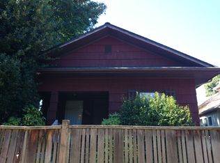 5261 12th Ave NE, Seattle, WA 98105