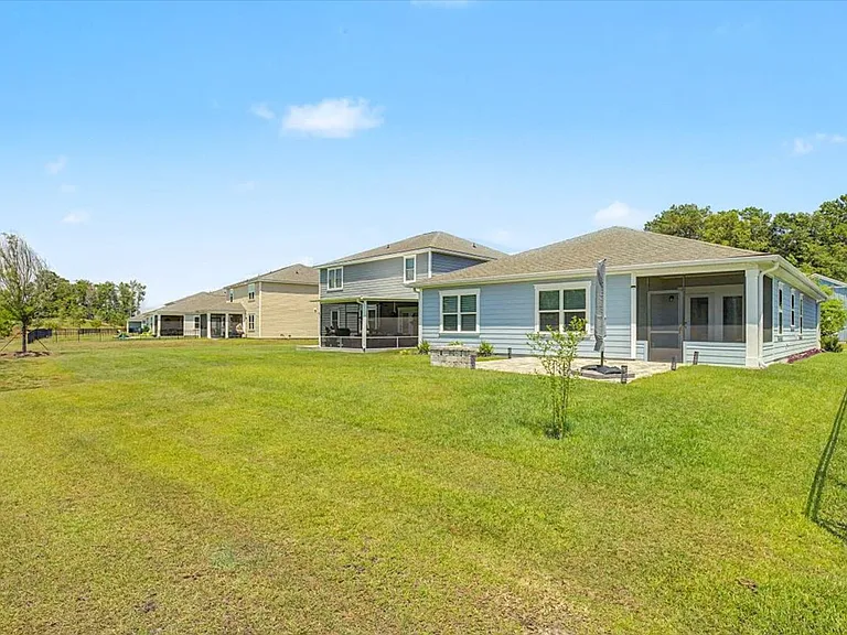 783 Longleaf Dr — Photo 32