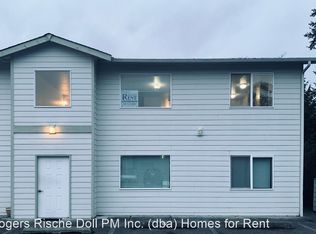 1384 NW Falls Creek Loop UNIT 202, Oak Harbor, WA 98277