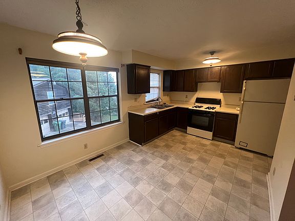 5th image of 516 Jefferson St #B