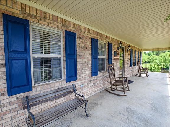 5th image of 420 Oakwood Dr