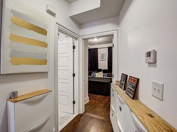Immediately when you come into the door. If you right, this is your view. The Bedroom and the bathroom.