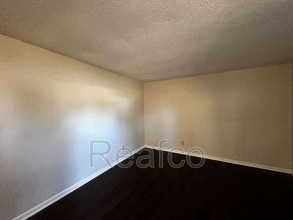 3rd image of 50 N Eureka Ave