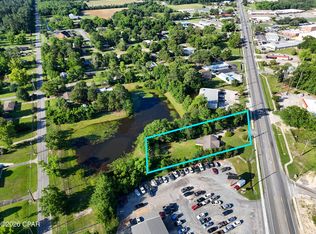 1153 Main St, Chipley, FL 32428