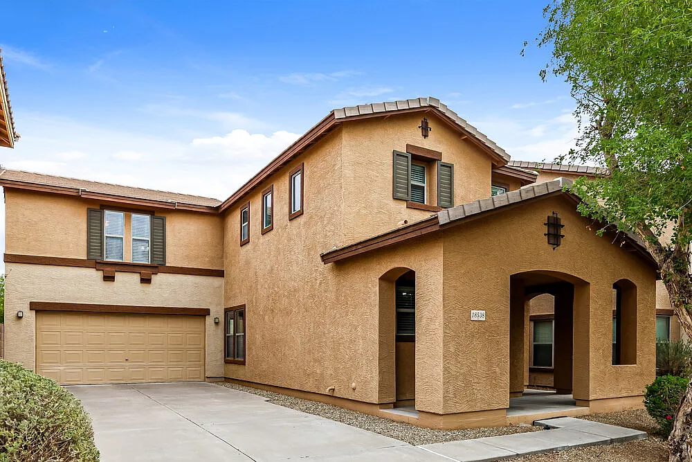3 bed, 2.5 bath, 1692 sqft, $2,065 — Photo 4
