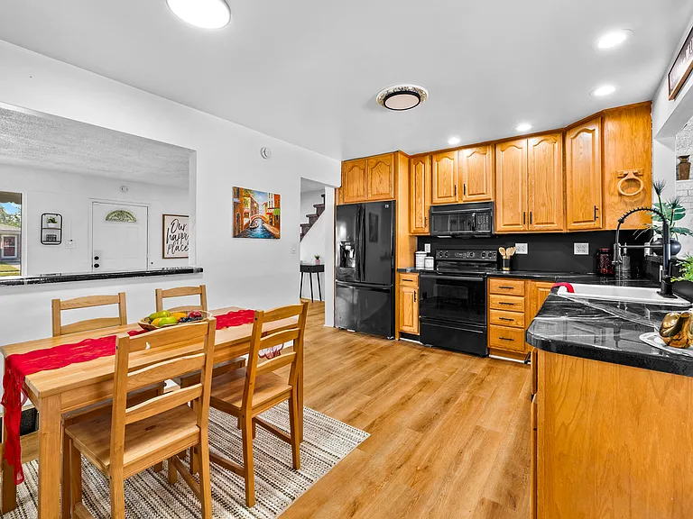 4020 Wall Ave — Photo 13