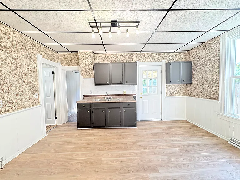 622 Church St — Photo 8