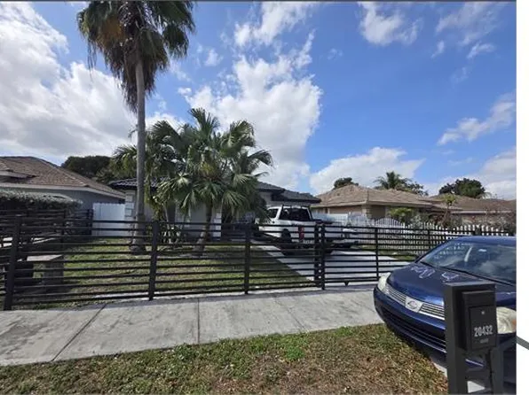 20432 NW 18th Ave, Miami Gardens, FL 33056