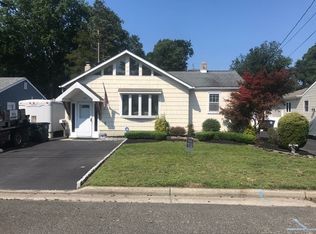1919 Meadow Rd, Wall Township, NJ 07719