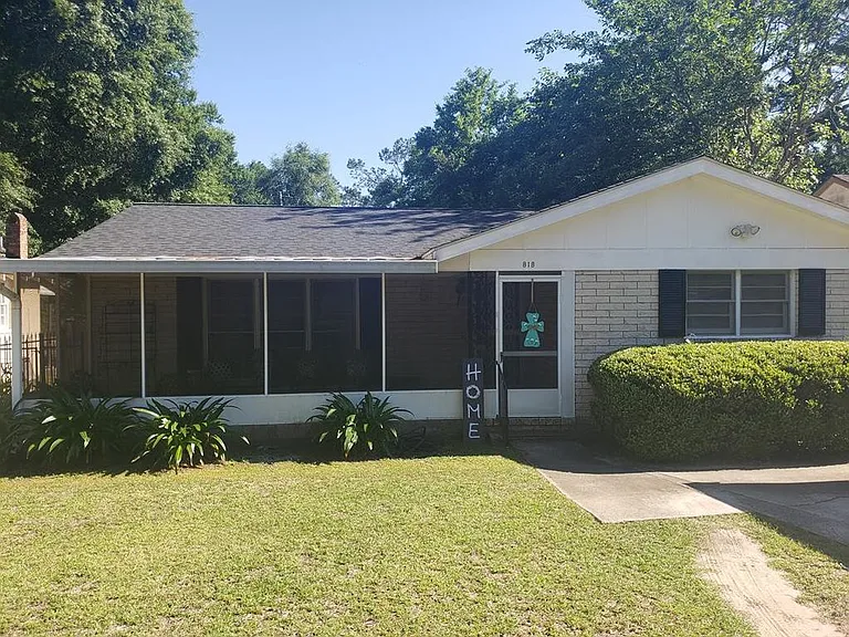 818 W Gordon Ave — Photo 1