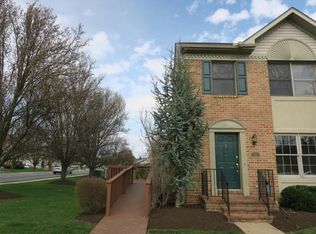 551 Cobblestone Ln, Lancaster, PA 17601