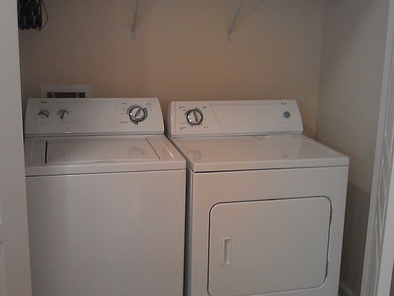4th image of 8290 Gate Pkwy W Unit 712