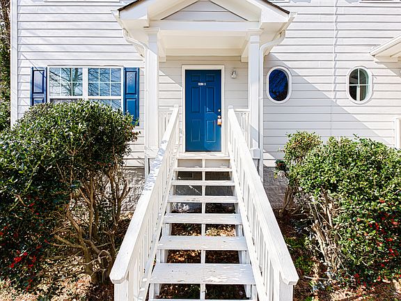 2nd image of 2634 Abner Pl NW #B1-4