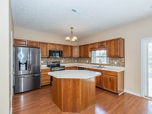 4th image of 7267 Bobcat Trail Dr