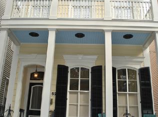 1452 Magazine St, New Orleans, LA 70130