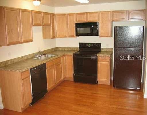 2nd image of 2829 S Bumby Ave #6