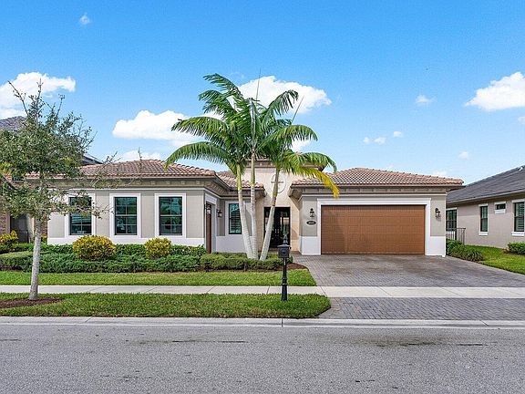 2nd image of 11025 Meridian Drive S