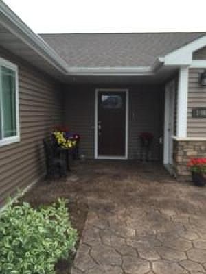 3rd image of 1466 Long Lake Dr