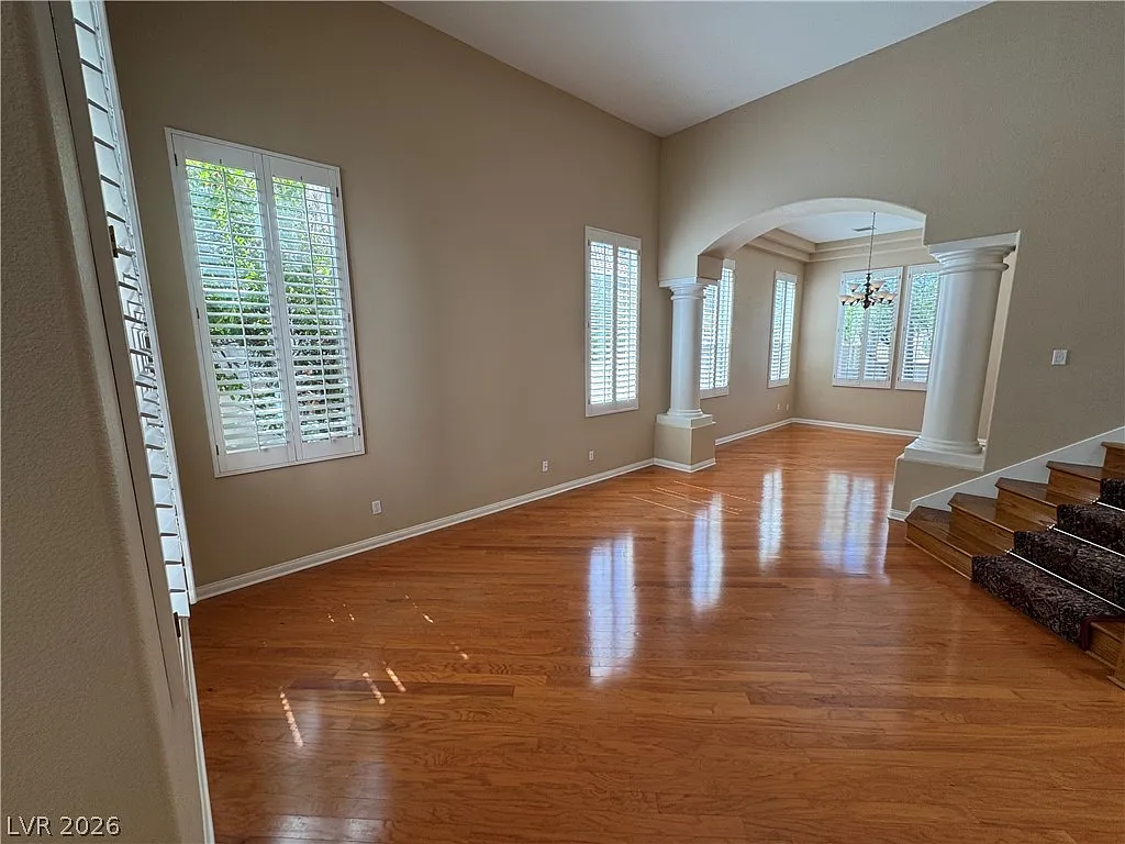 3 bed, 2.5 bath, 2934 sqft, $2,900 — Photo 4