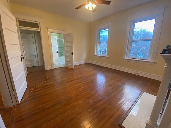 3rd image of 2 Grove Ave #2