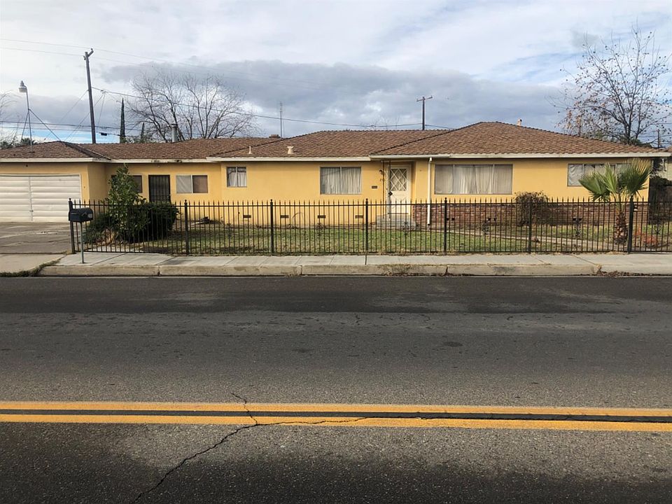 1st image of 250 Roosevelt Ave