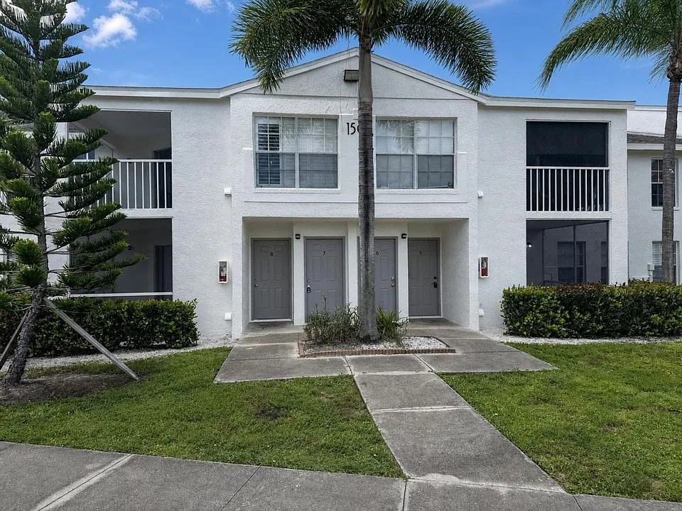 150 Santa Clara Dr #7