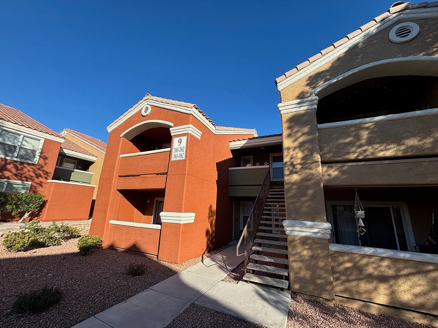 1 bed, 728 sqft, $1,200 — Photo 3