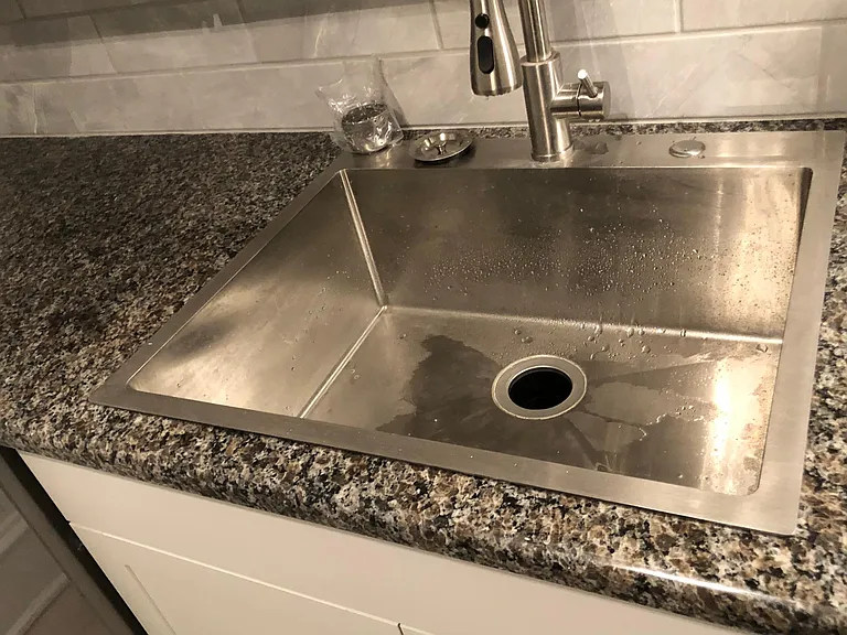 Kitchen Sink & Granite countertop