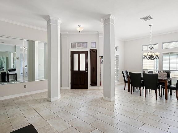4th image of 249 Farnworth Ln
