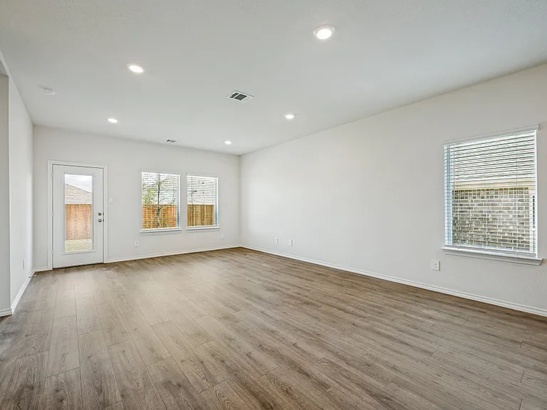 3417 Tomahawk Dr — Photo 6