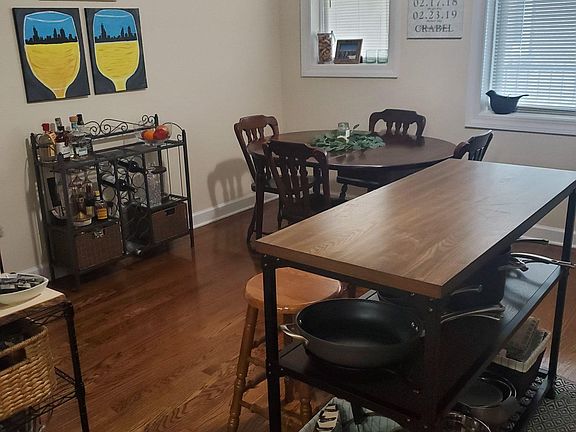 5th image of 4816 N Wolcott Ave #3V