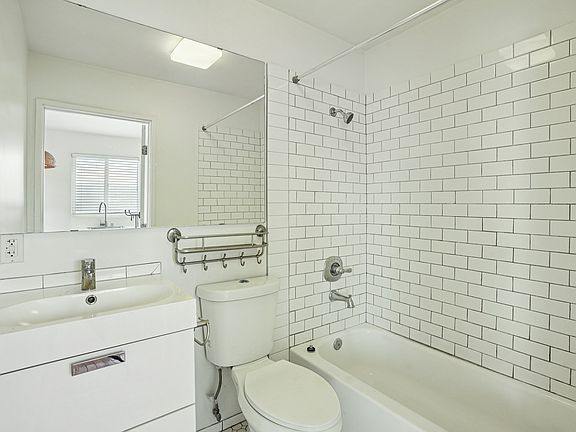 5th image of 1816 Bellevue Ave #1818