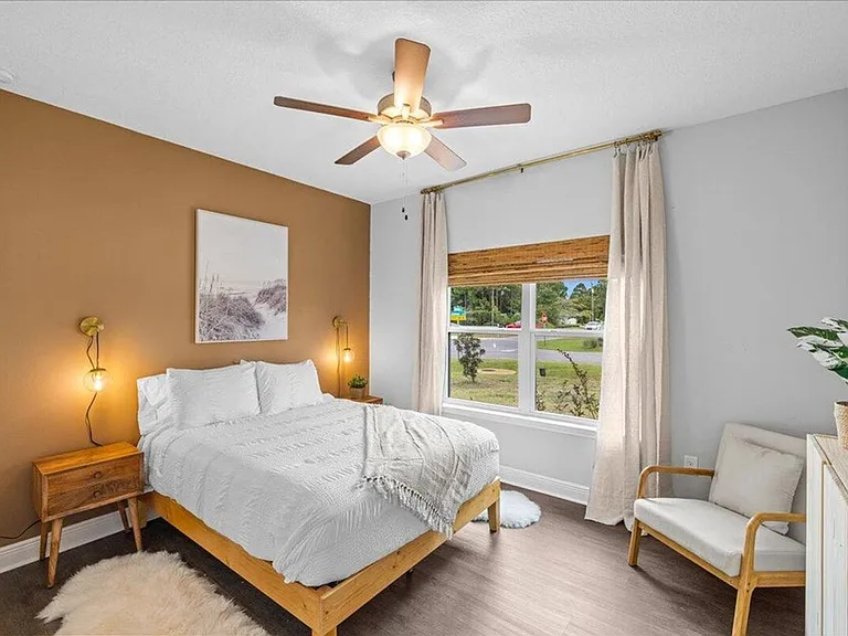 5333 Longhorn Trl — Photo 21