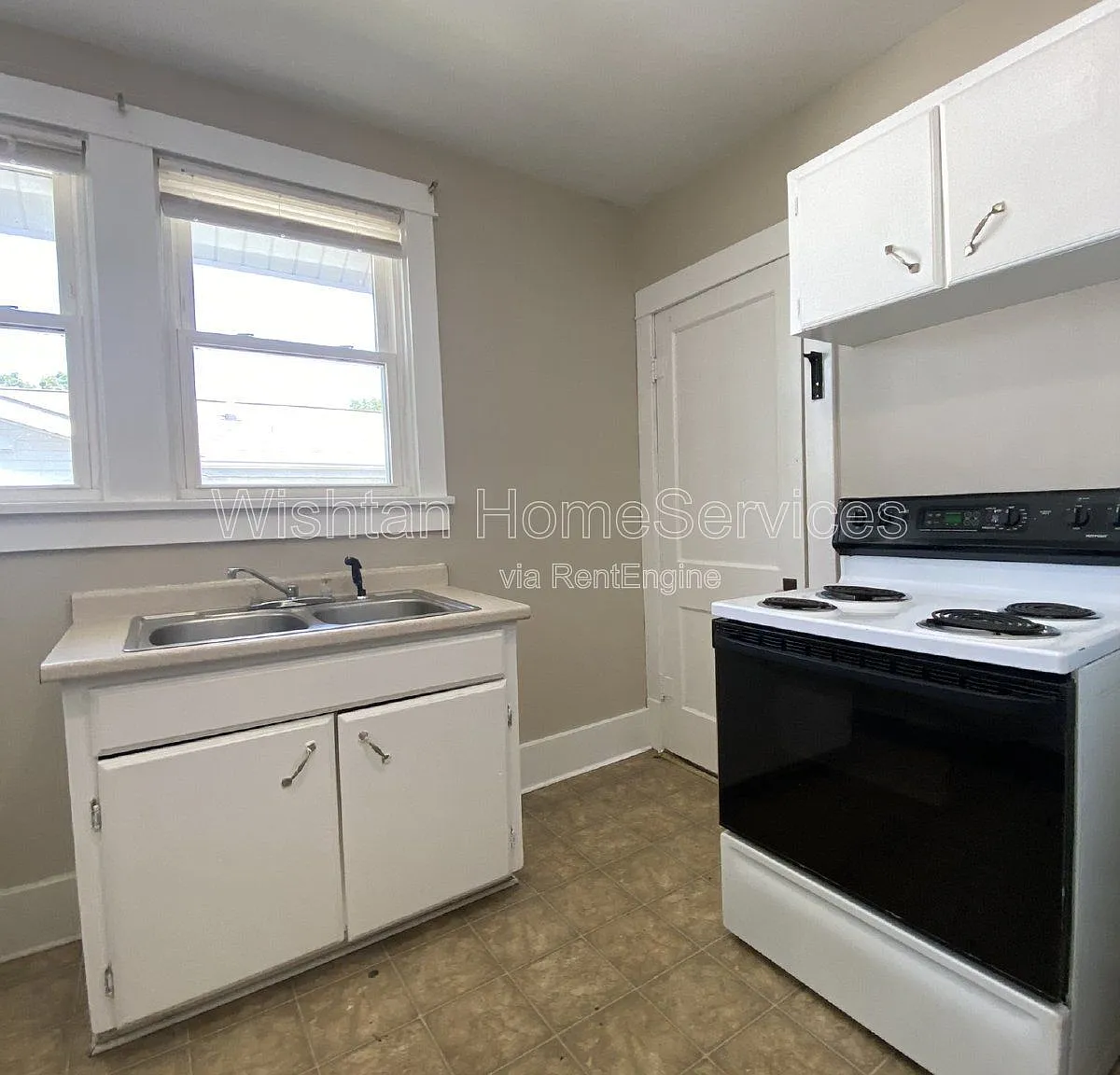 3 bed, 2.0 bath, 1032 sqft, $950 — Photo 2