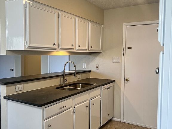 2nd image of 6913 & 6915 FOREST MEADOW ST