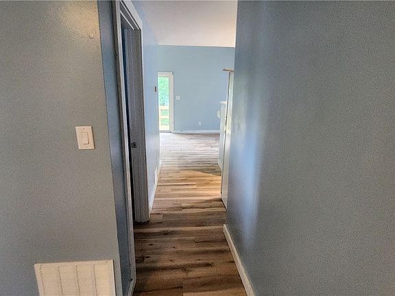 3rd image of 58 Liberty St