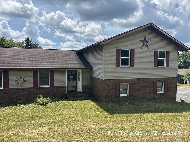 1st image of 974 Hickory Rd